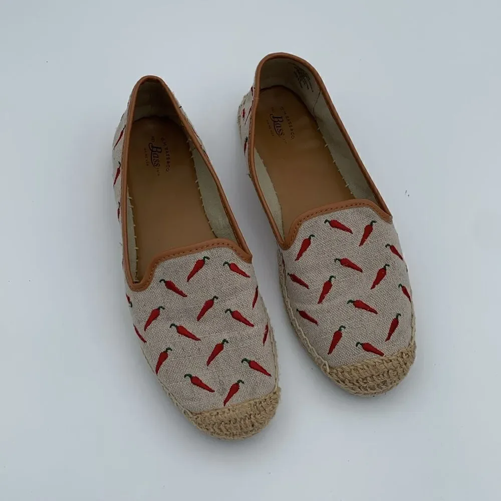 GH Bass Co chili pepper embroidered slip on espadrilles flats size 8.5